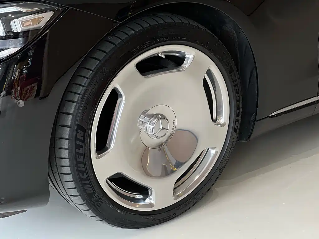 Mercedes-Benz Maybach S-Класс 2024