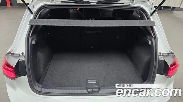 Volkswagen Golf 2023