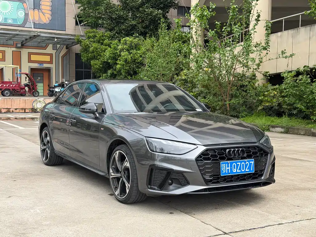 Audi A4 2024