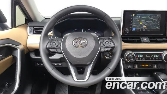 Toyota RAV4 2025
