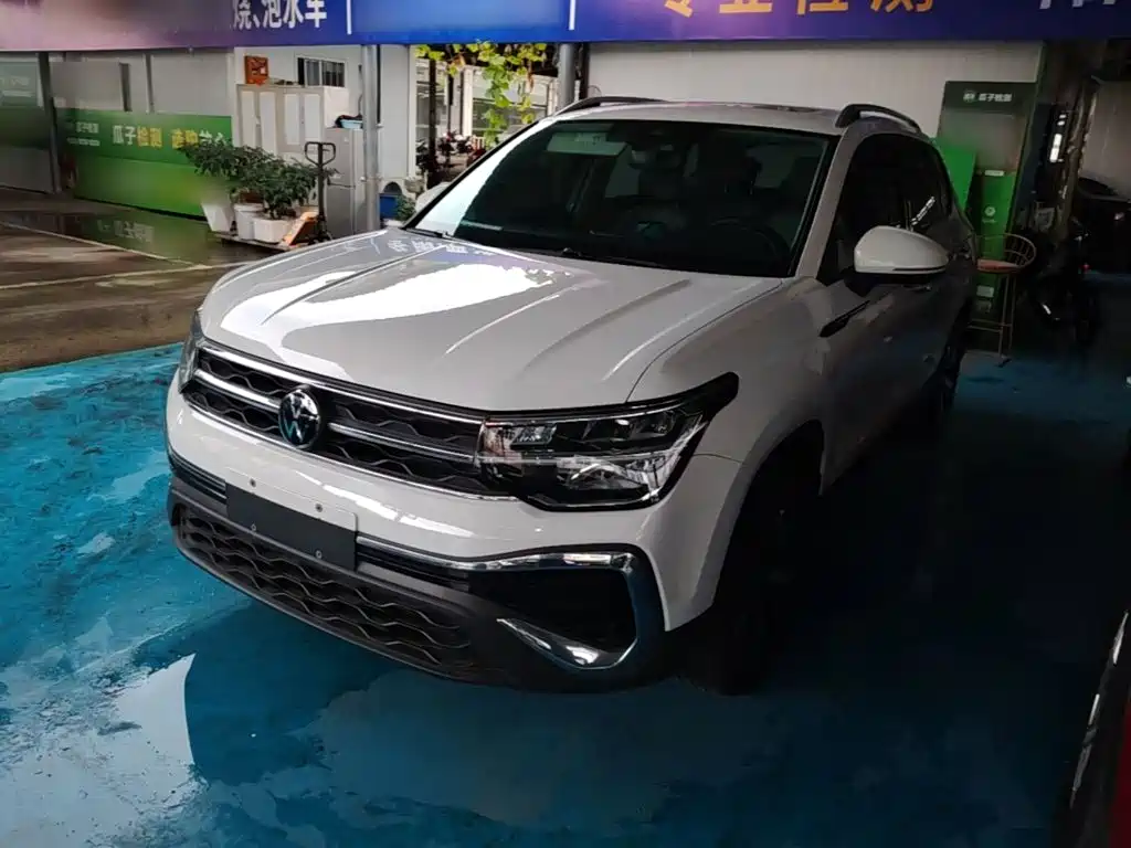 Volkswagen Tharu 2023