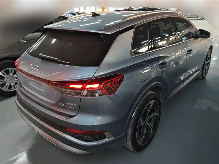 Audi Q4 e-tron 2023