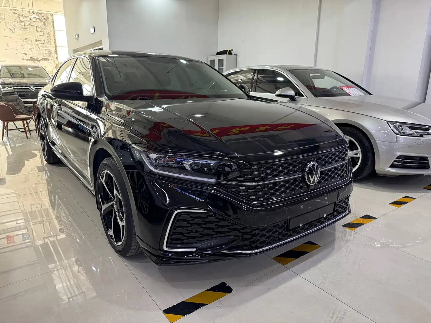 Volkswagen Passat 2023
