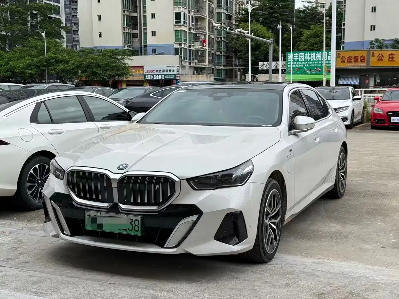 BMW i5 2024