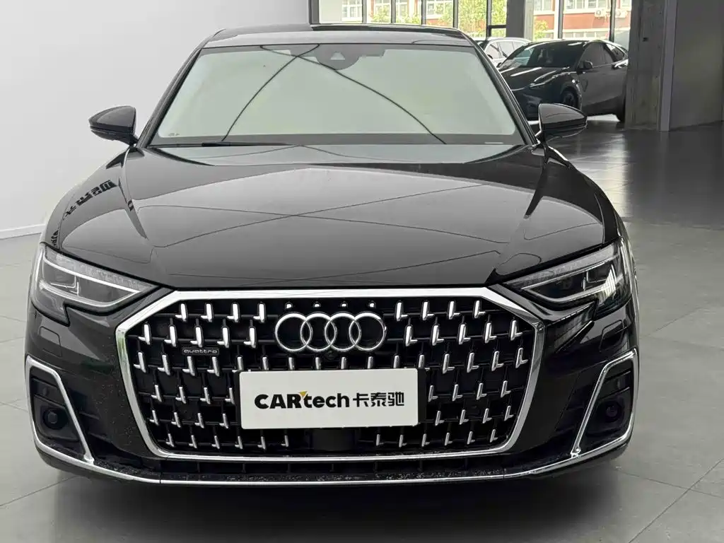 Audi A8 2023