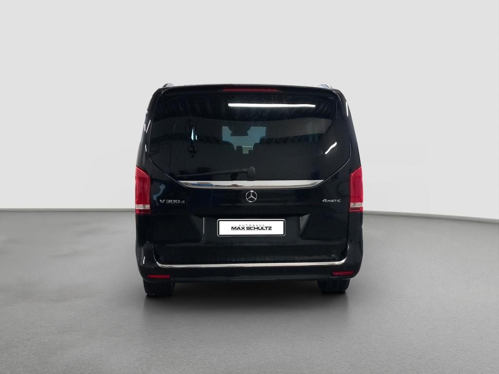 Mercedes-Benz V 300 2022