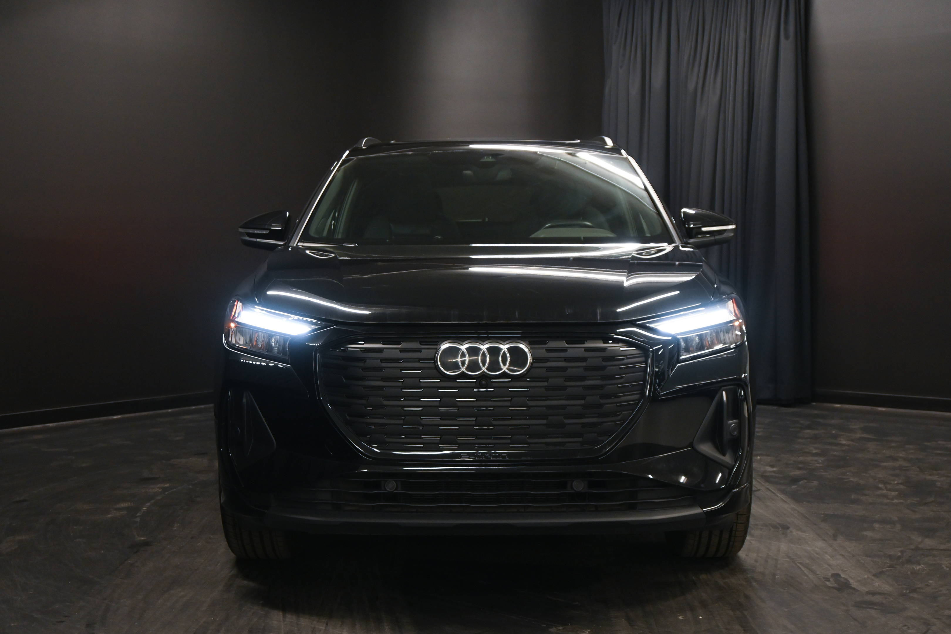 Audi Q4 e-tron 2024