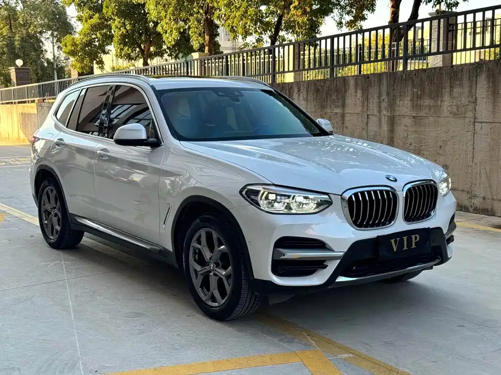 BMW X3 2021