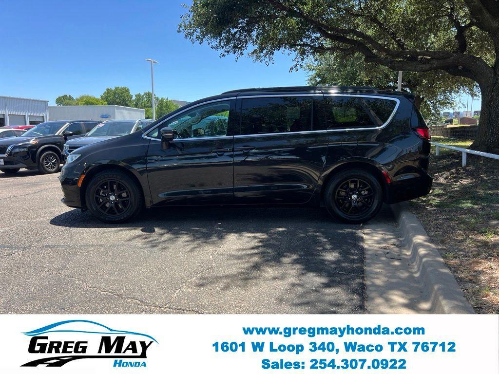 Chrysler Pacifica 2022