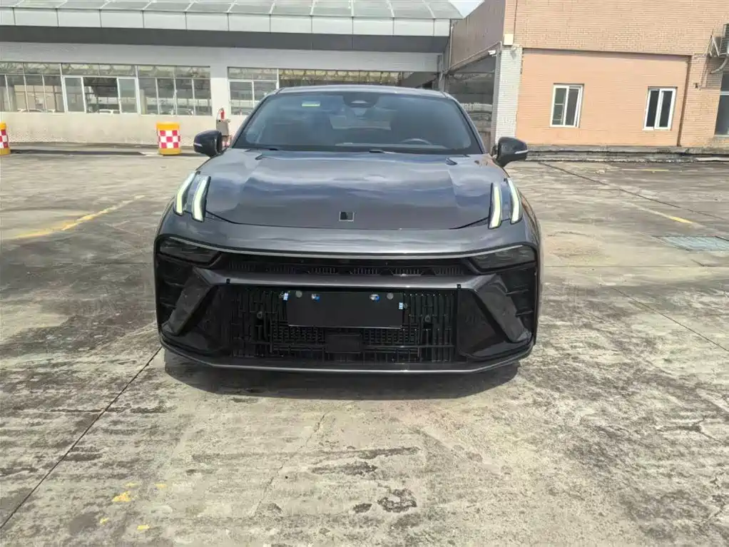 Lynk & Co 03 2022