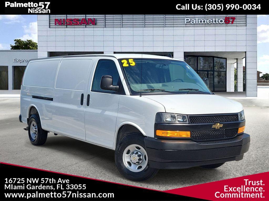 Chevrolet Express 2025