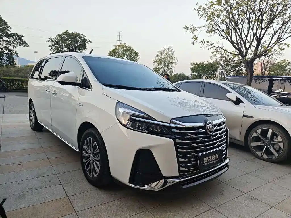 Buick GL8 2024