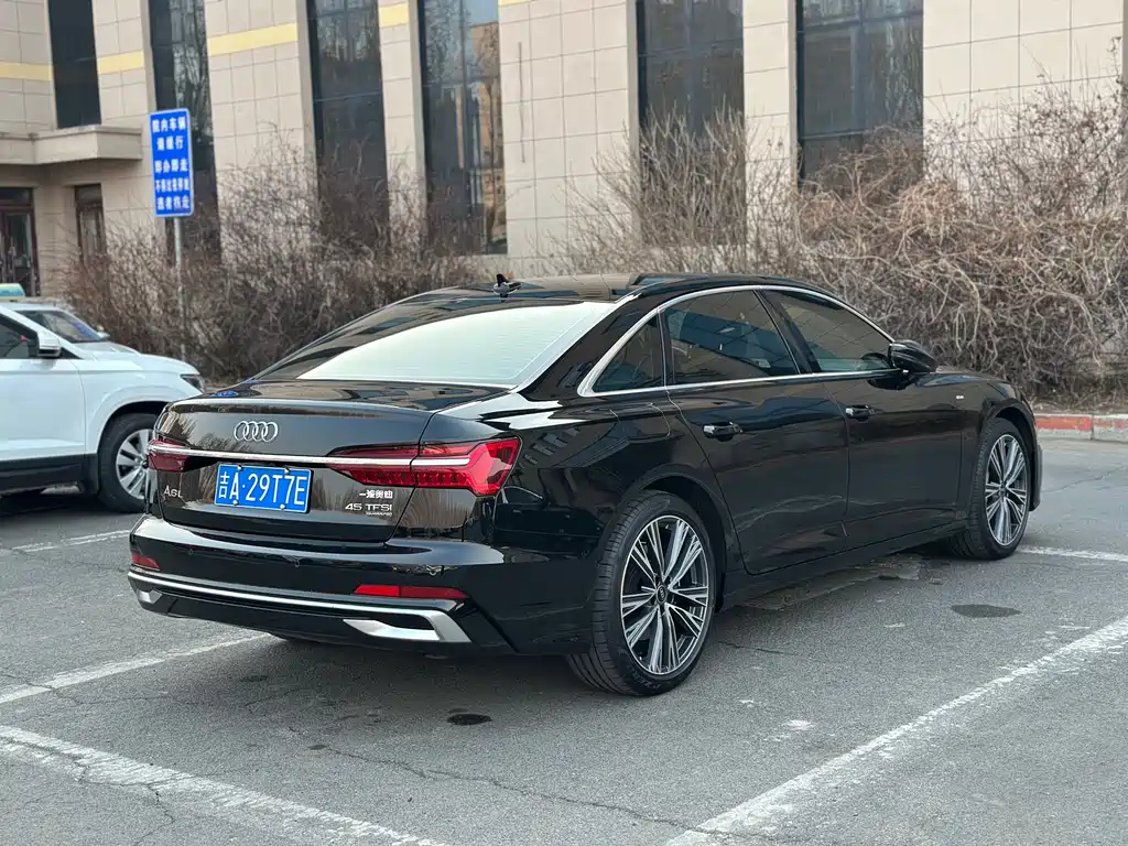 Audi A6 2024