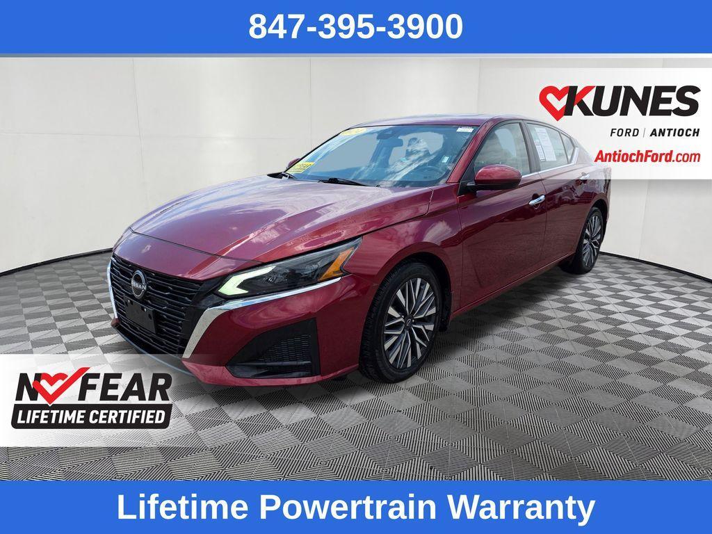 Nissan Altima 2024