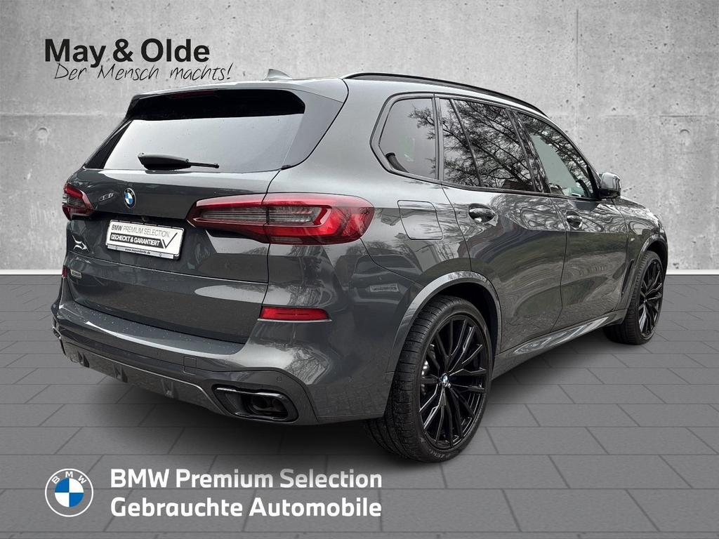 BMW X5 M50 2022