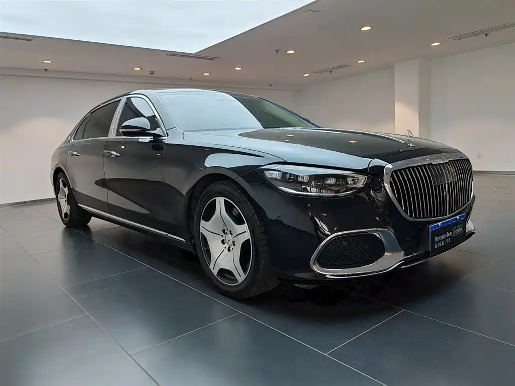 Mercedes-Benz Maybach S-Класс 2022