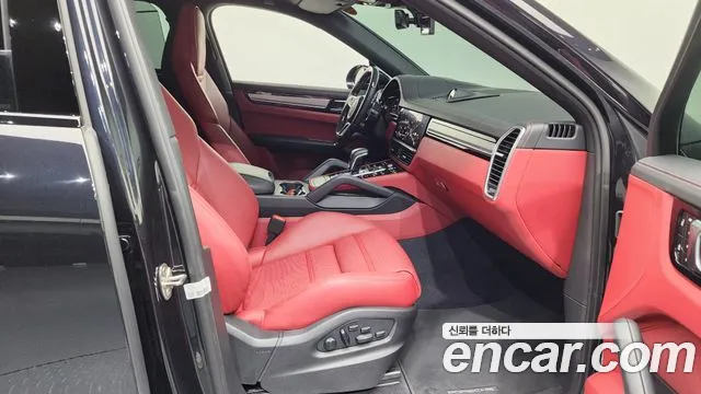 Porsche Cayenne 2022