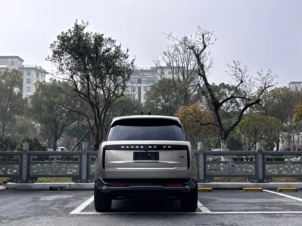 Land Rover Range Rover 2024