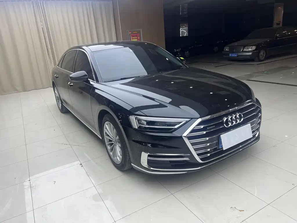Audi A8 2022