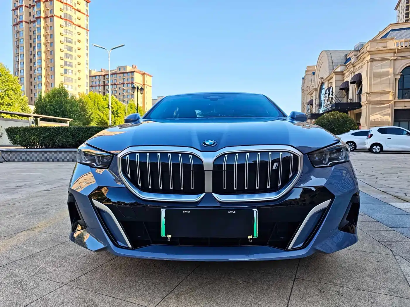 BMW i5 2024