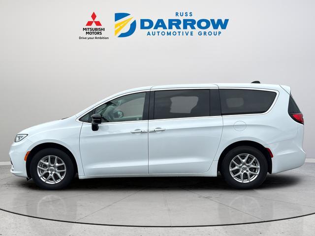 Chrysler Pacifica 2024