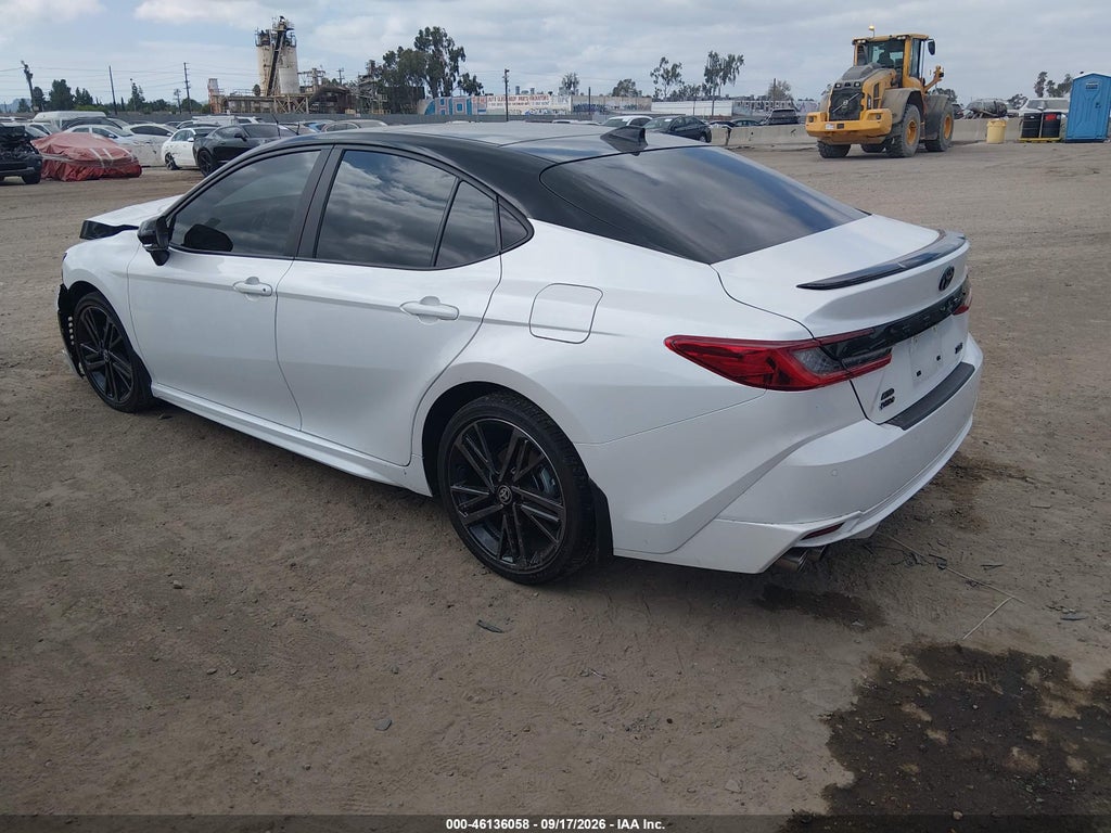 Toyota Camry 2025