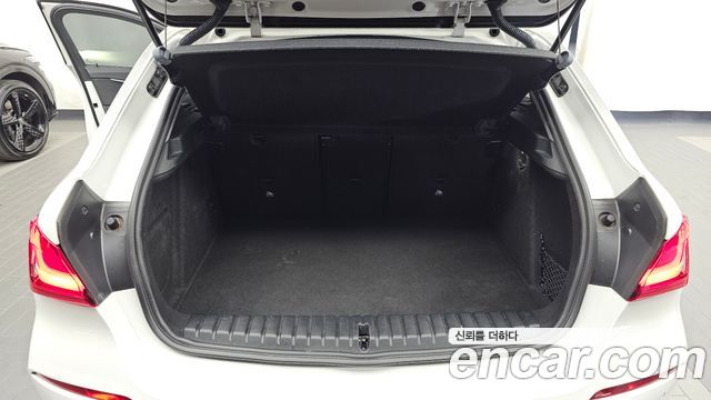 BMW 1 серии 2021
