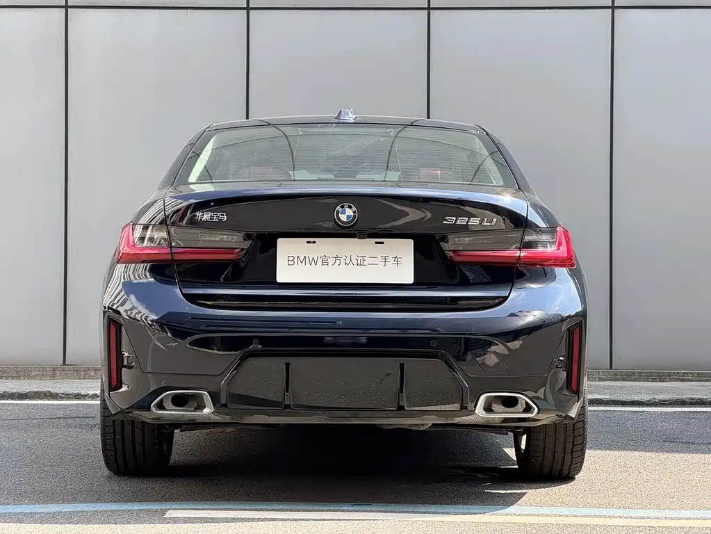 BMW 3 серии 2024