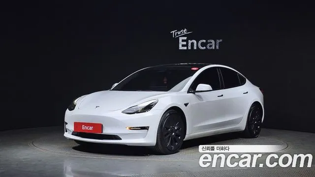 Tesla Model 3 2022