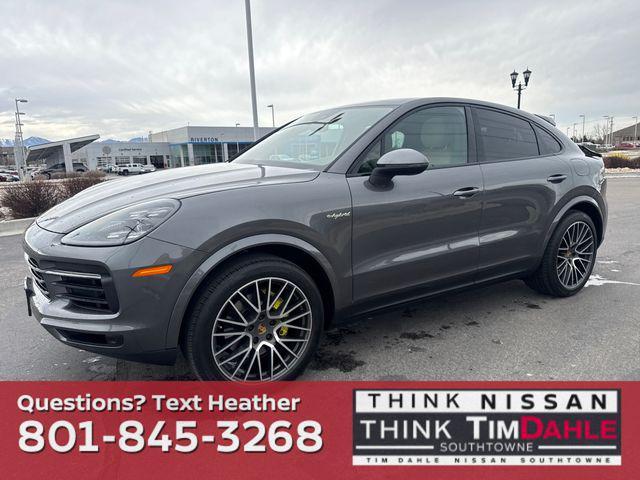 Porsche Cayenne 2021