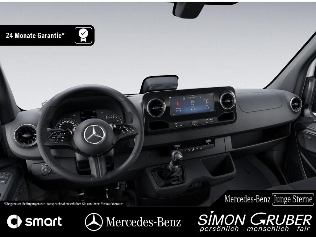 Mercedes-Benz SPRINTER 2024