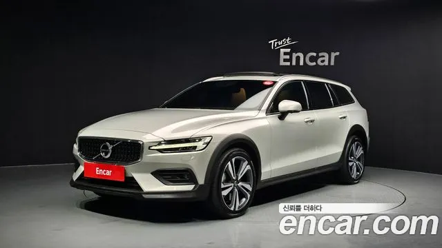 Volvo V60 2021