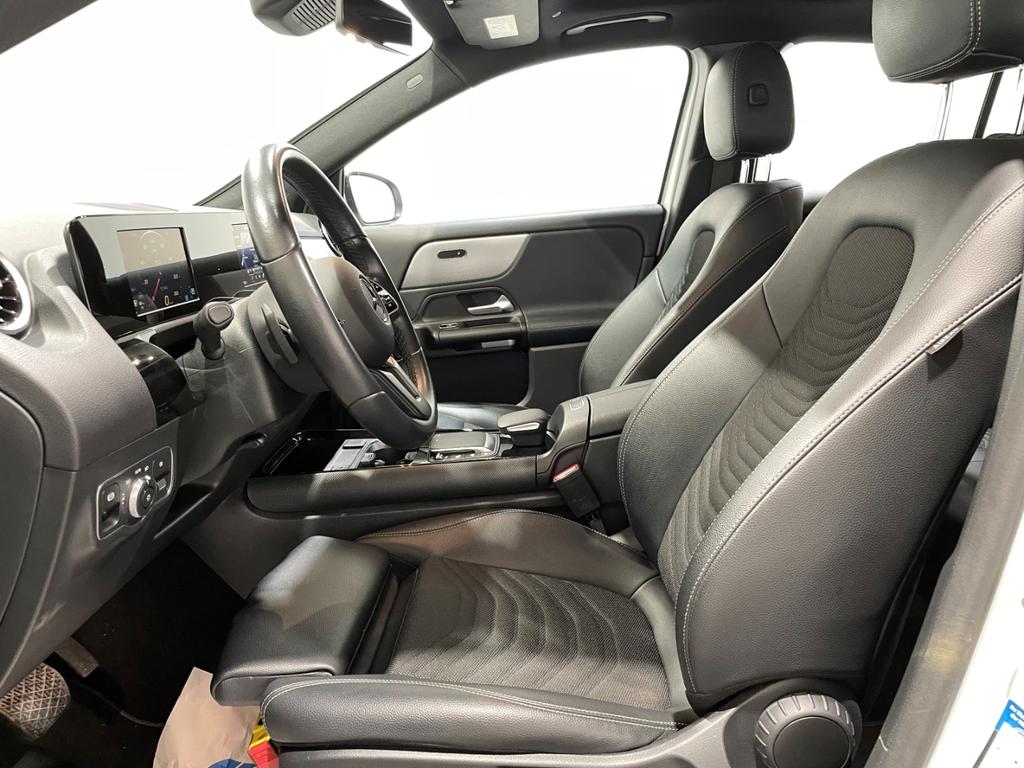 Mercedes-Benz GLA 200 2022