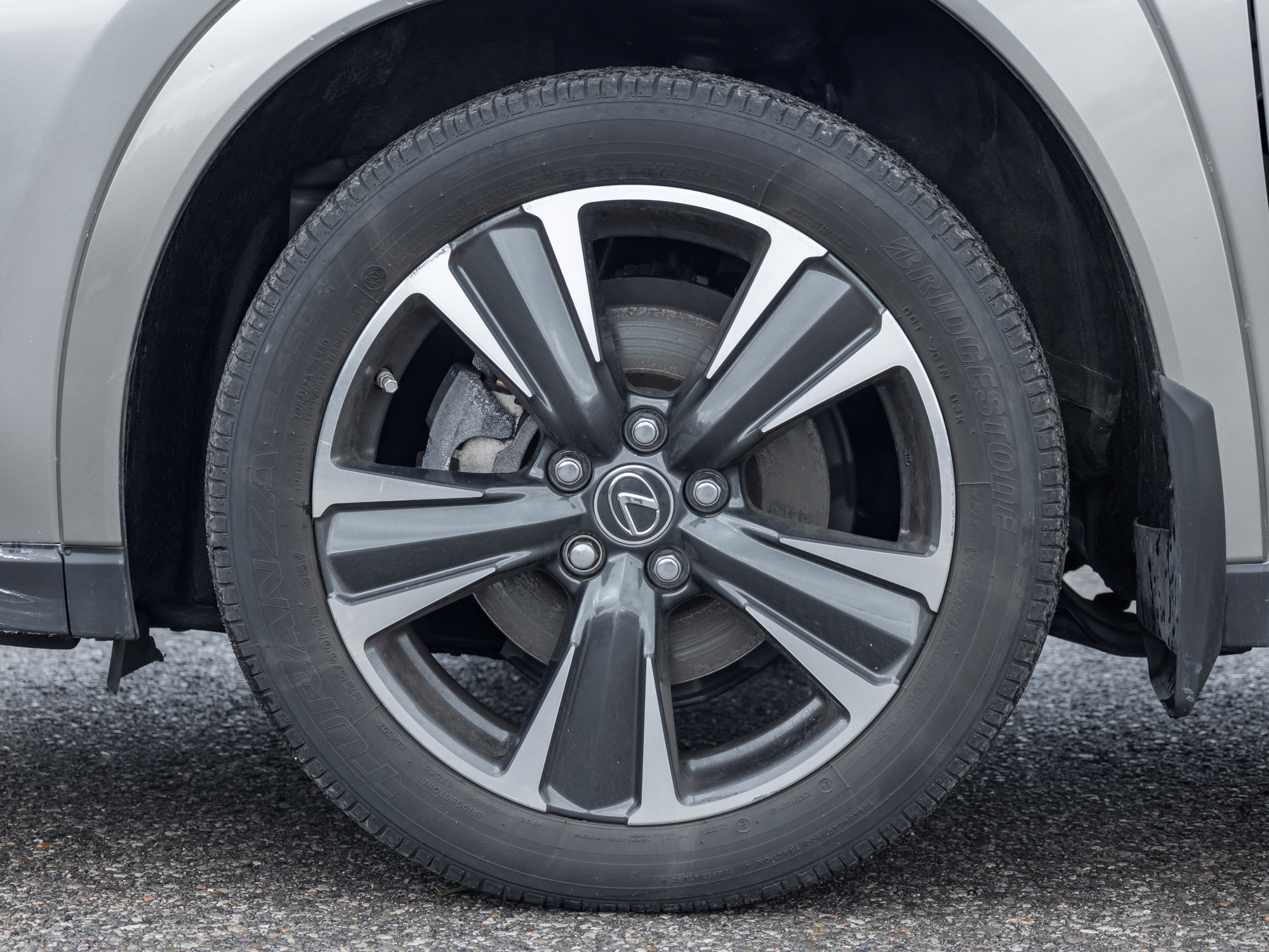 Lexus UX 2022