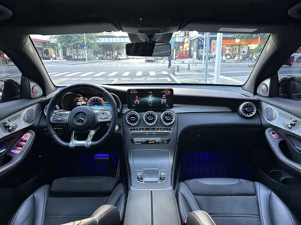 Mercedes-Benz GLC AMG 2022