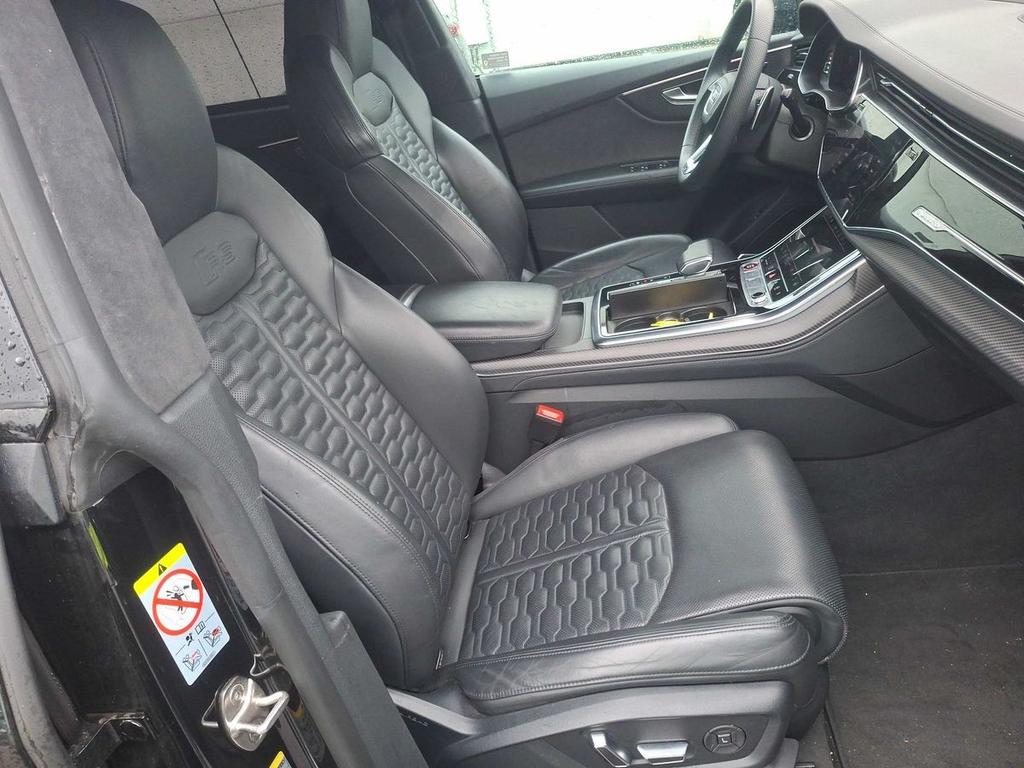 Audi Q8 2024