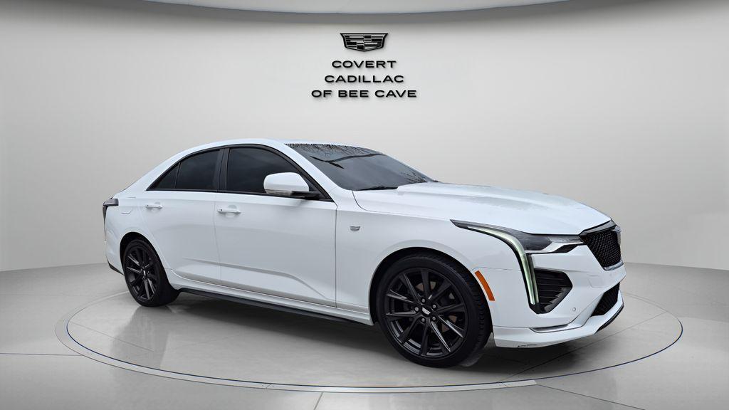 Cadillac CT4 2023