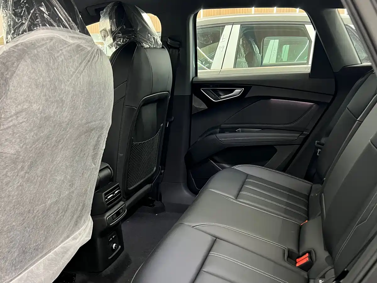 Audi Q4 e-tron 2026