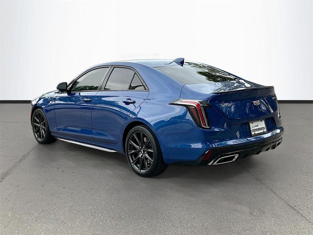 Cadillac CT4 2023