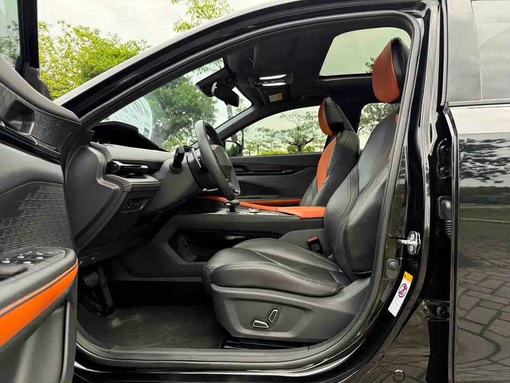 Changan UNI-V 2022