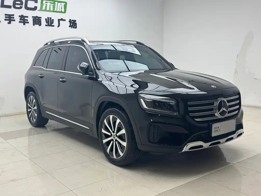 Mercedes-Benz GLB 2024
