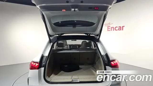 Mercedes-Benz EQE 2023