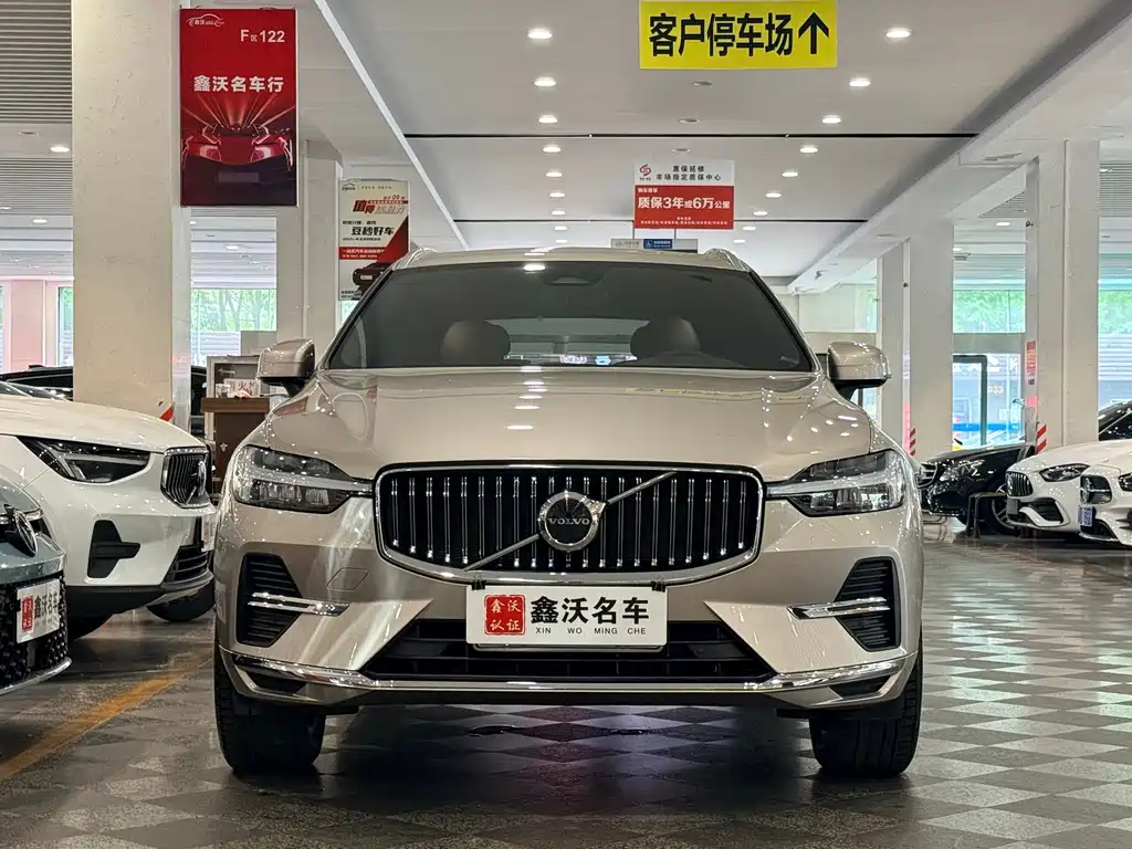 Volvo XC60 2023