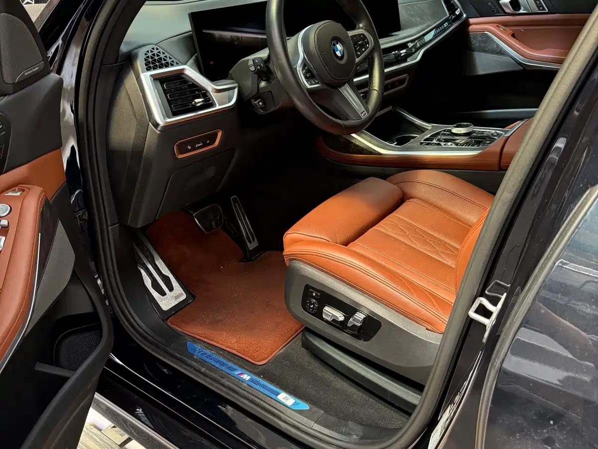 BMW X7 2024