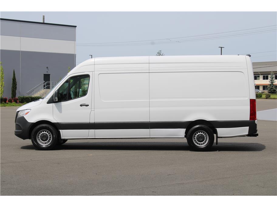 Mercedes-Benz S-Класс 2024