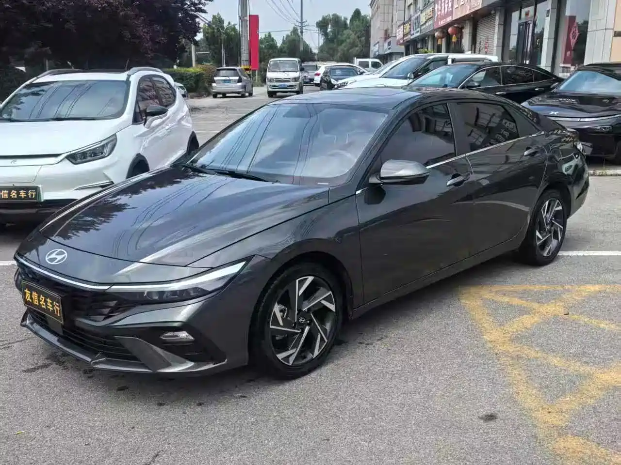 Hyundai Elantra 2025
