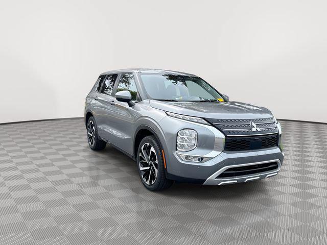 Mitsubishi Outlander 2023