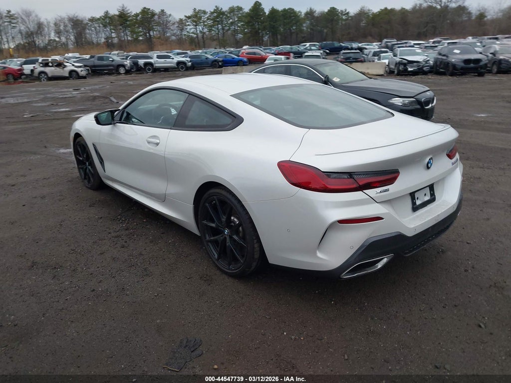 BMW M850 2025