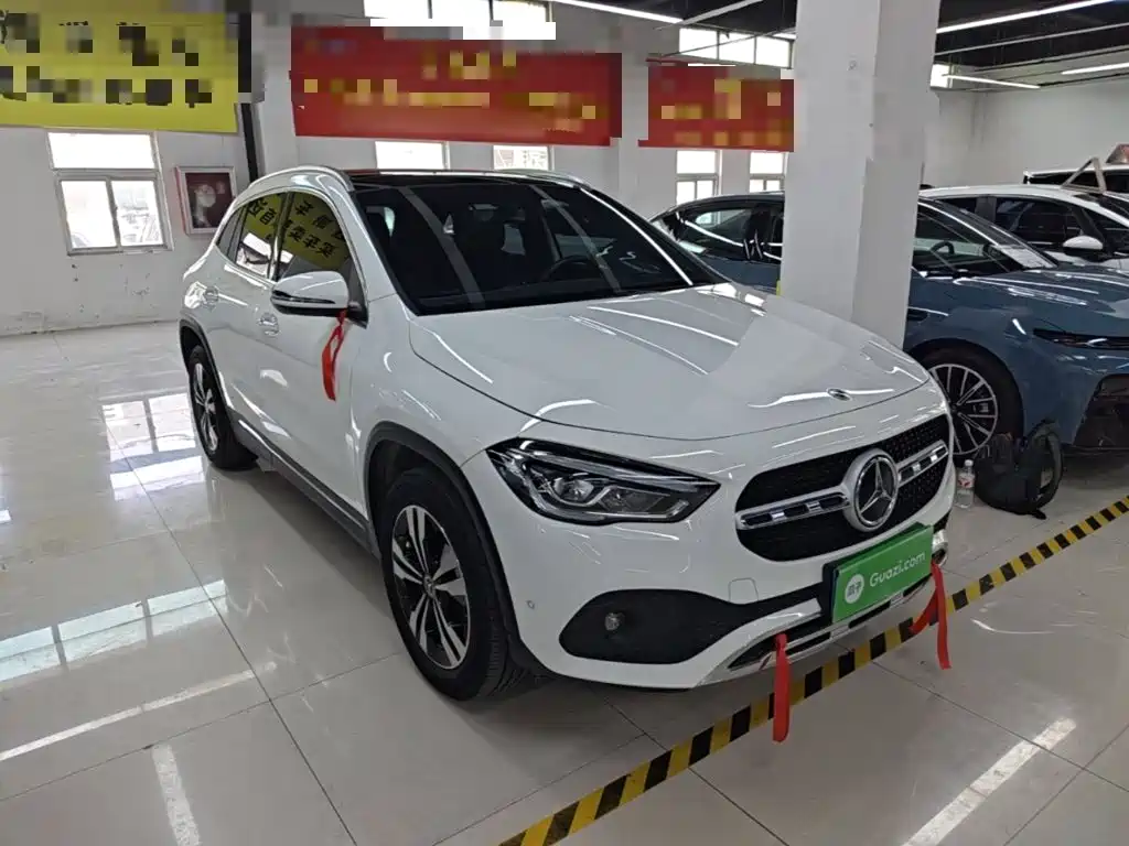 Mercedes-Benz GLA 2021