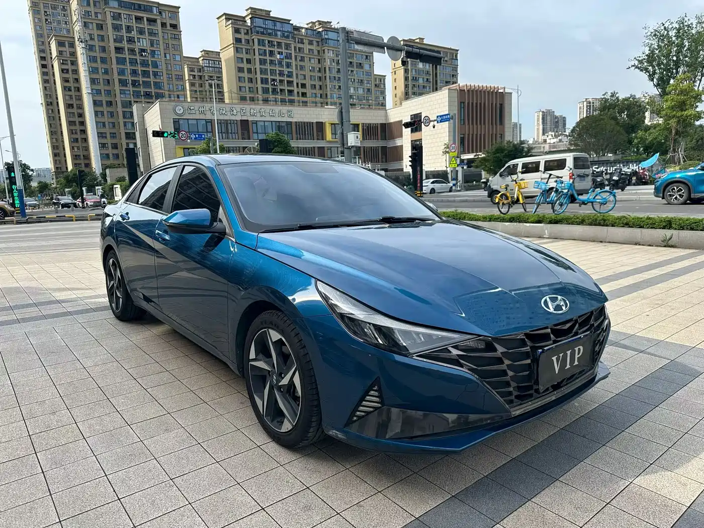 Hyundai Elantra 2022
